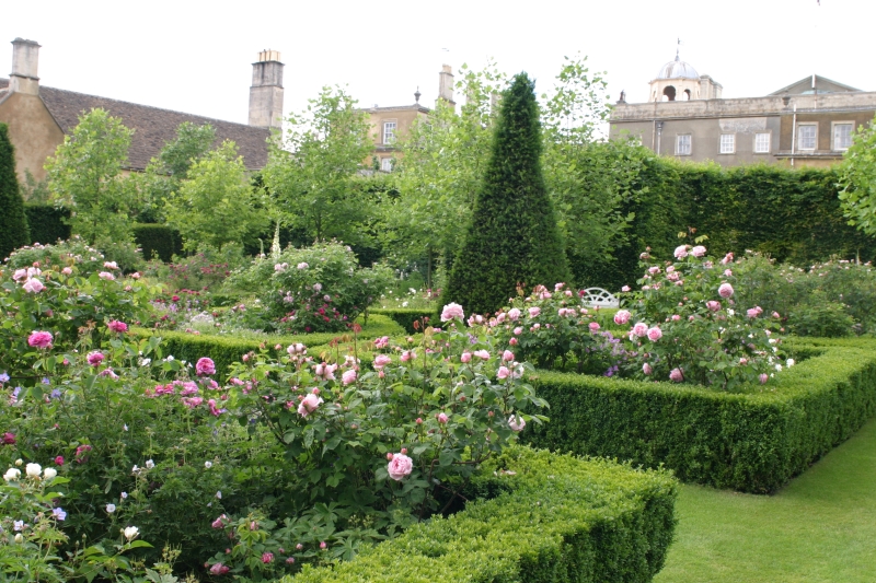 Badminton House